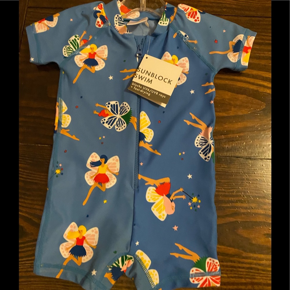 Hanna Andersson rash guard in fairy